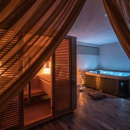 Park Hotel & Spa Τσιλιβί Εξωτερικό φωτογραφία