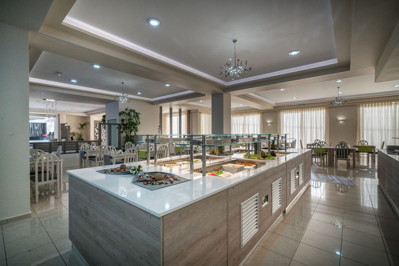 Park Hotel & Spa Τσιλιβί Εξωτερικό φωτογραφία