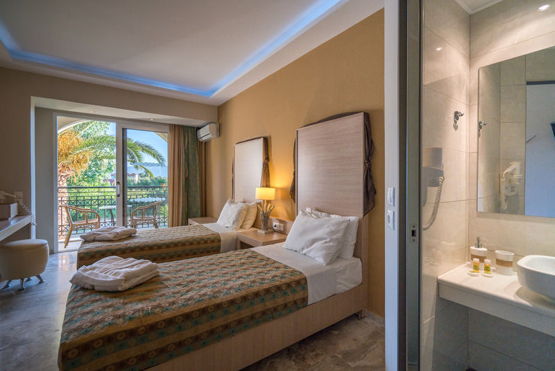 Park Hotel & Spa Τσιλιβί Εξωτερικό φωτογραφία