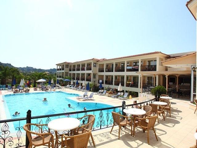 Park Hotel & Spa Τσιλιβί Εξωτερικό φωτογραφία