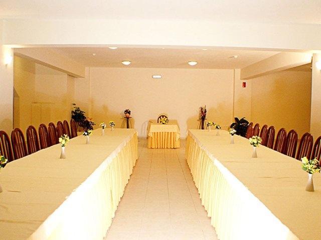 Park Hotel & Spa Τσιλιβί Εξωτερικό φωτογραφία