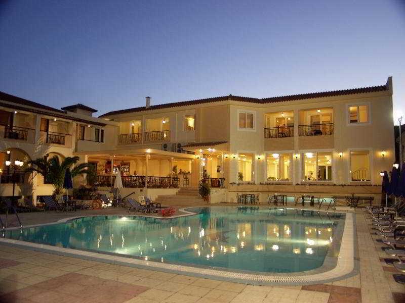 Park Hotel & Spa Τσιλιβί Εξωτερικό φωτογραφία