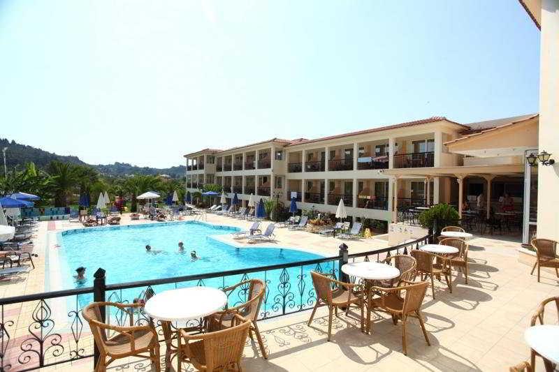Park Hotel & Spa Τσιλιβί Εξωτερικό φωτογραφία