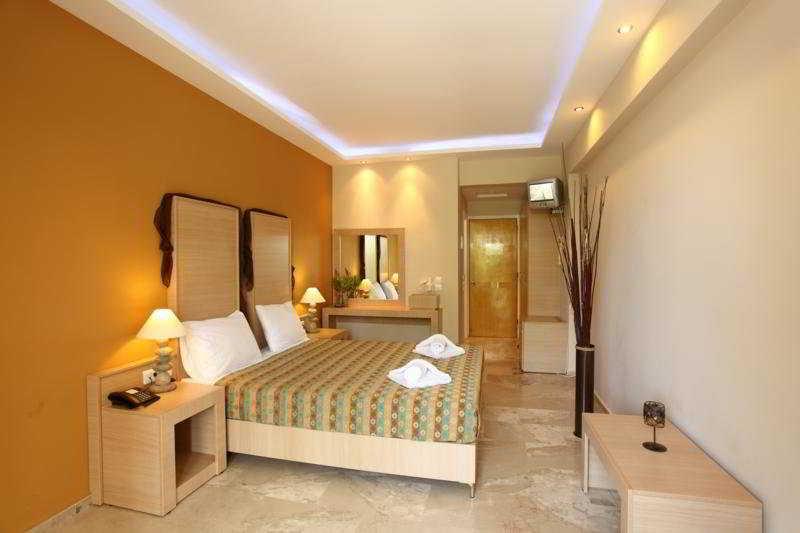 Park Hotel & Spa Τσιλιβί Εξωτερικό φωτογραφία