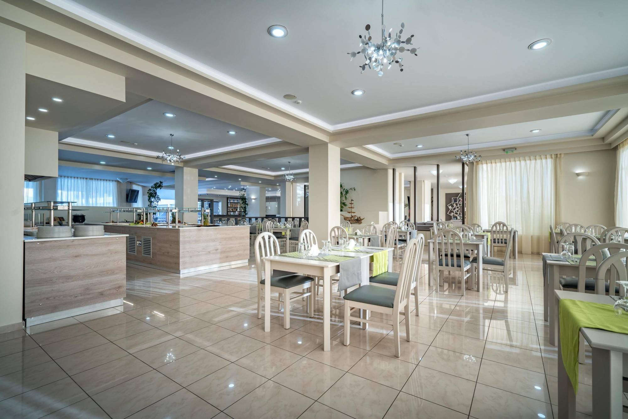 Park Hotel & Spa Τσιλιβί Εξωτερικό φωτογραφία