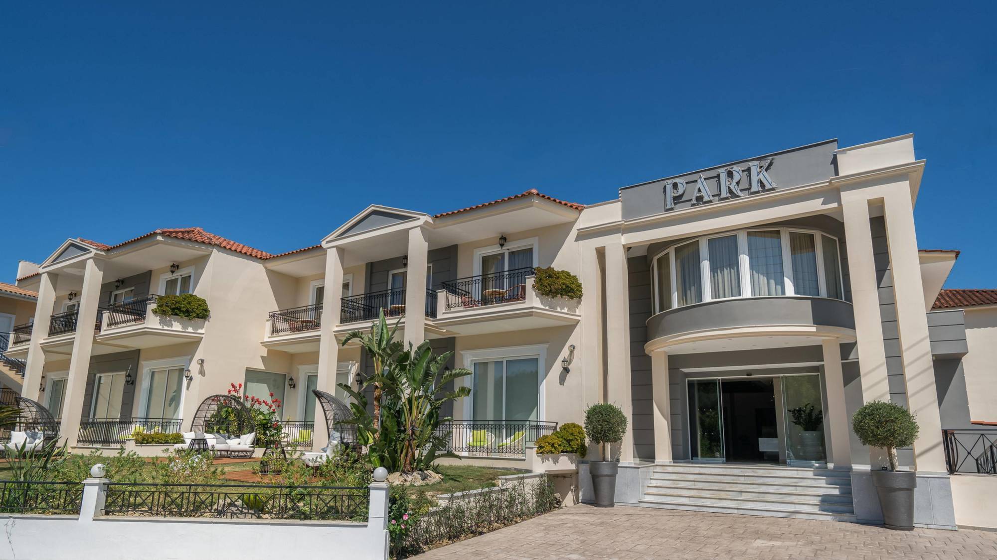 Park Hotel & Spa Τσιλιβί Εξωτερικό φωτογραφία